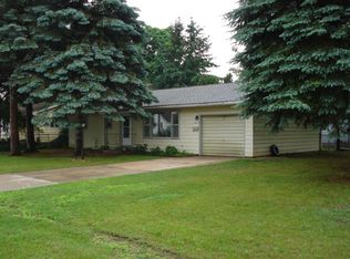 221 N Illinois Ave, Gaylord, MI