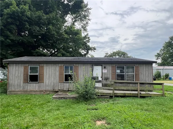 500 E 11th St, Georgetown, IL 61846