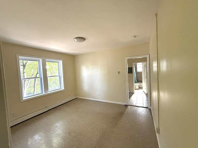 1333 E Main St #1 — Photo 6