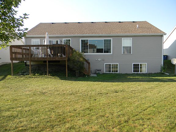 4th image of 1423 Tall Grass Prairie Dr