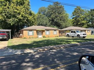 1911 Shannon Rd, Alexandria, LA 71301