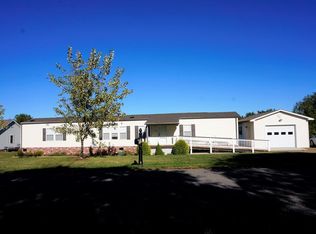 453 Hazelnut Rd, Hillsville, VA 24343