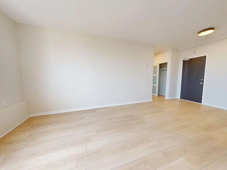 330 Metcalfe St — Photo 43