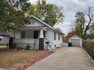 405 SE 4th St, Newton, KS 67114