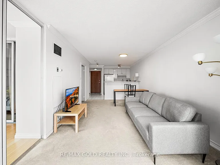 10 Yonge St #2710 — Photo 10