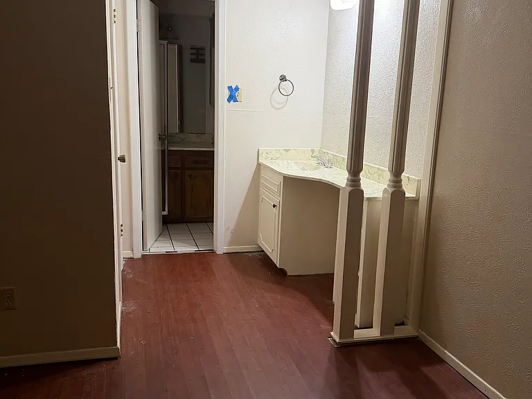 2101 Botts Dr — Photo 12