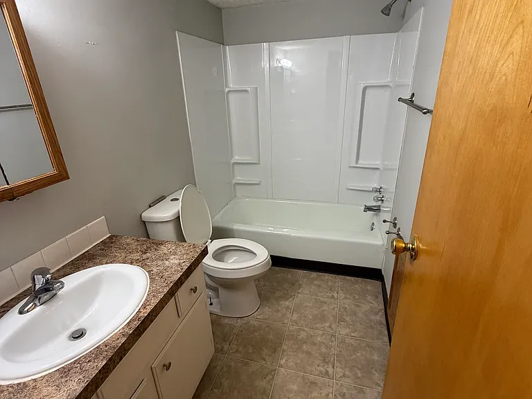 4722 Castlebar St NW #8 — Photo 7