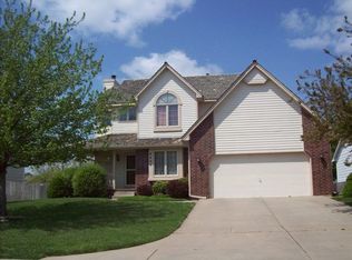 9450 W Sterling Ct, Wichita, KS 67205