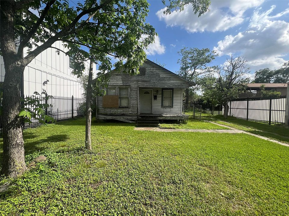 1st image of 1210 Lindale St