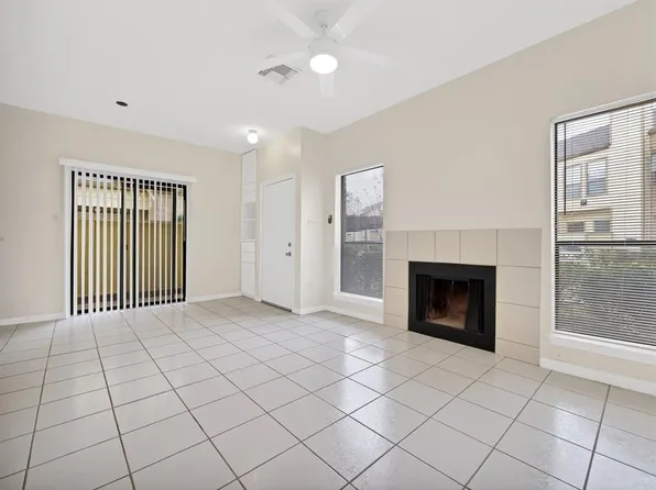 8299 Cambridge St APT 1102, Houston, TX 77054