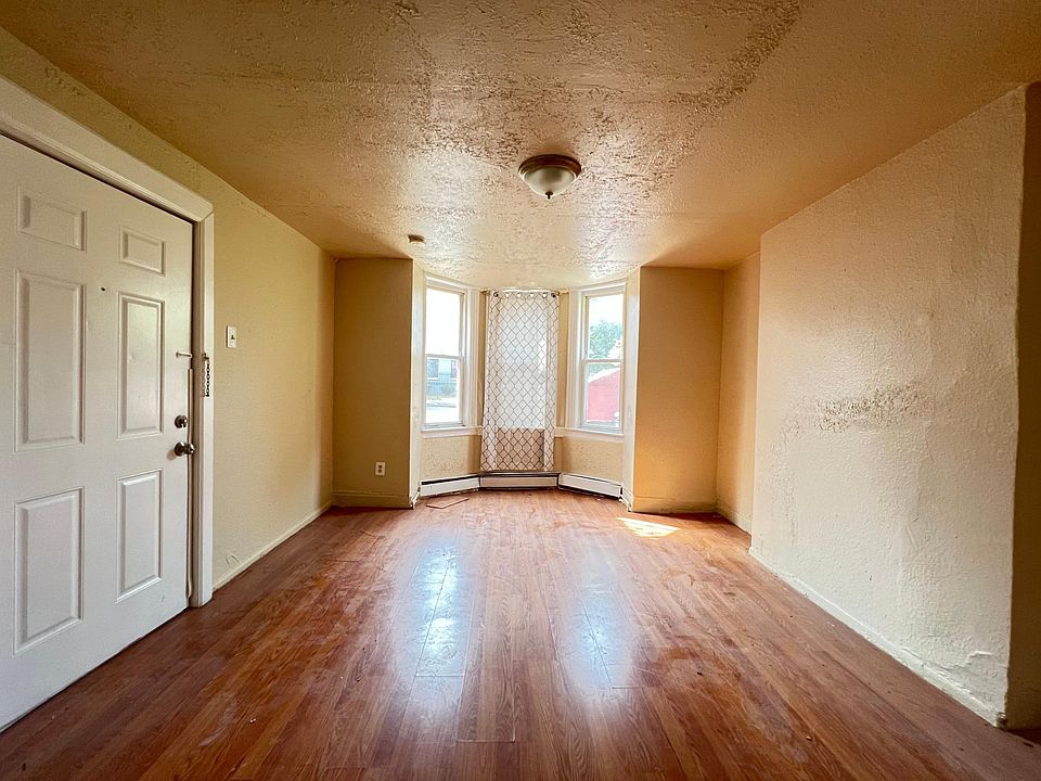 2nd image of 788 Ocean Ave #1