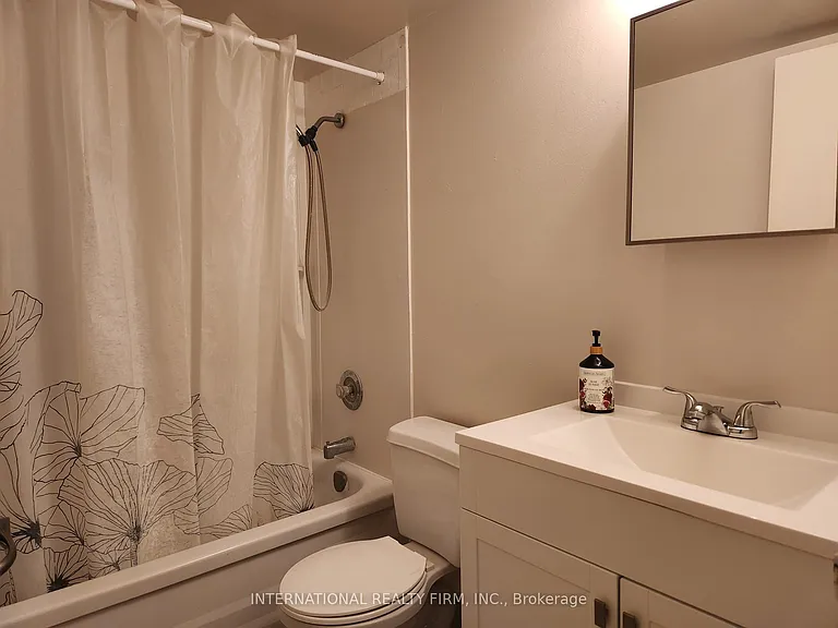 215 Glenridge Ave #1102 — Photo 10