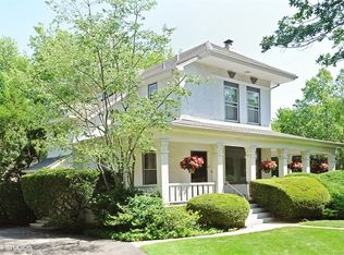 265 Roger Williams Ave, Highland Park, IL 60035