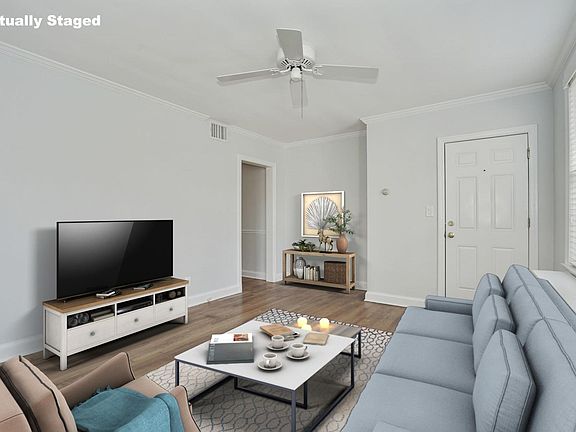 Ceiling fan and beautiful crown molding