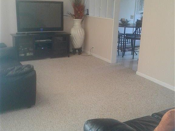 3rd image of 603 Dakin St