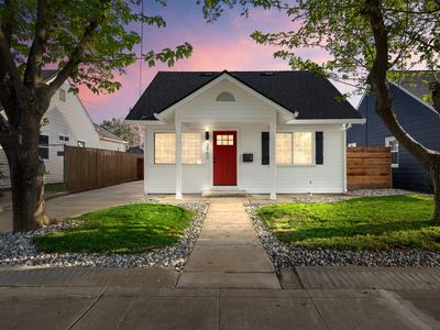 3962 8th Ave, Sacramento, CA, 95817