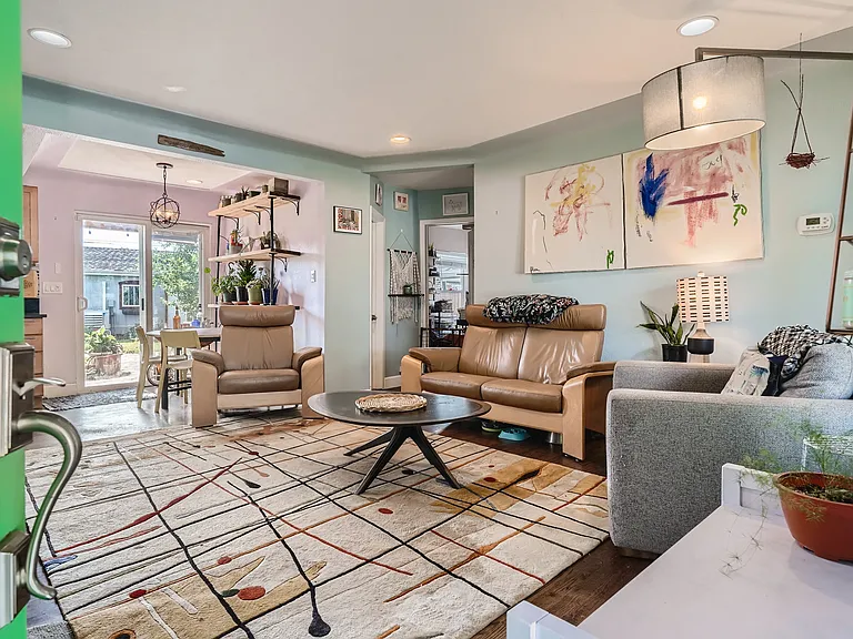 5025 Elm Ct — Photo 4