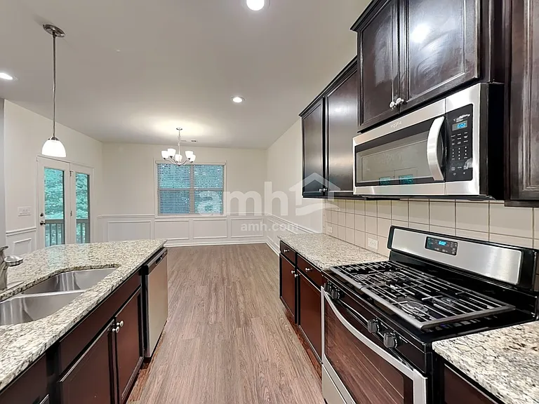 3021 Bedrock Dr — Photo 3