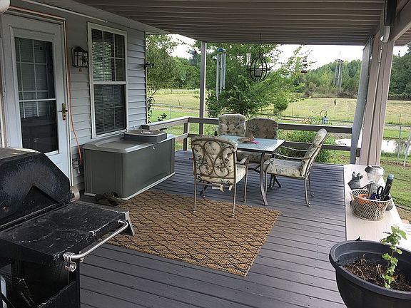 Nice deck for entertainment 