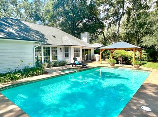 1919 Lakeside Dr N, Fernandina Beach, FL 32034