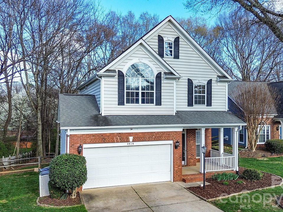 1st image of 2816 Robyns Glen Dr