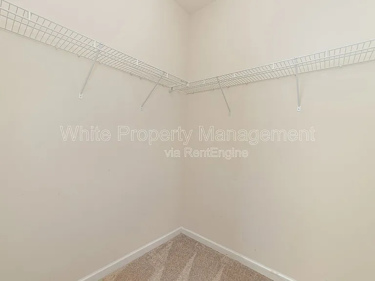 7922 Kelburn Ln — Photo 30