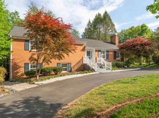 102 Westminster Rd, Charlottesville, VA 22901