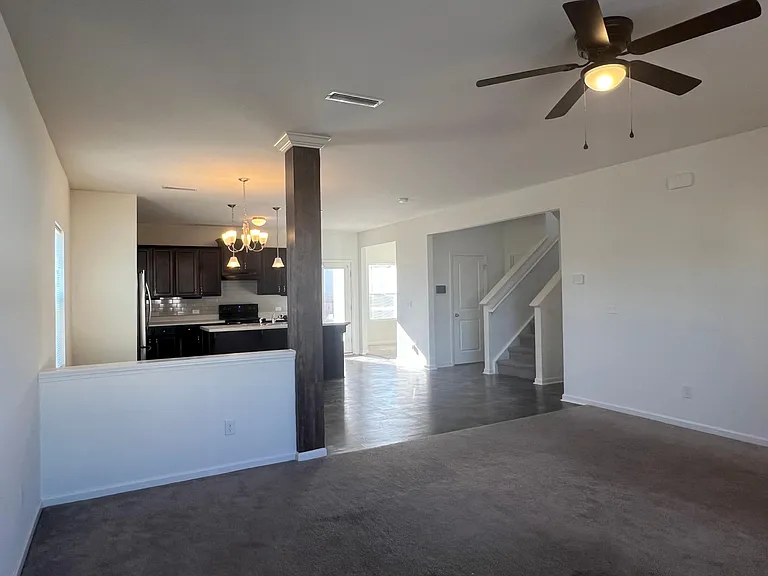 603 Falls Ln — Photo 8