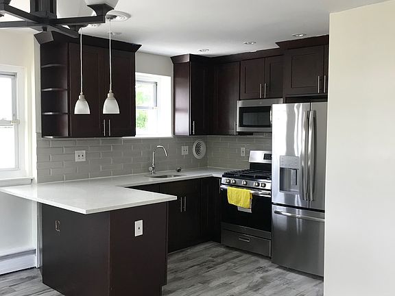 3rd image of 254 Huntington Ave