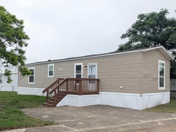 121 Black Walnut, Schertz, TX 78154