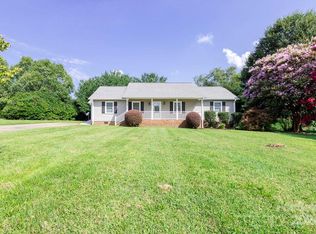 107 Dove Ct, Kings Mountain, NC 28086