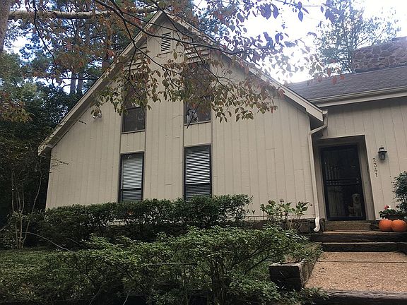 2nd image of 2341 Thornwood Ln