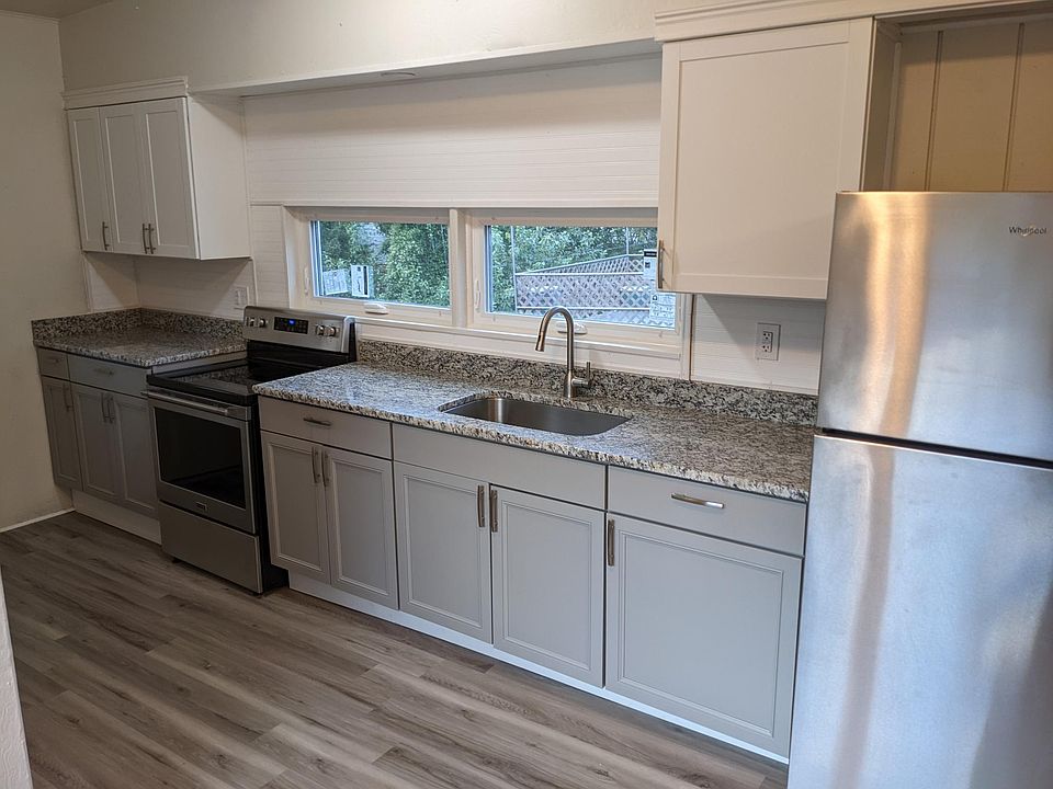 Updated kitchen with granite counters