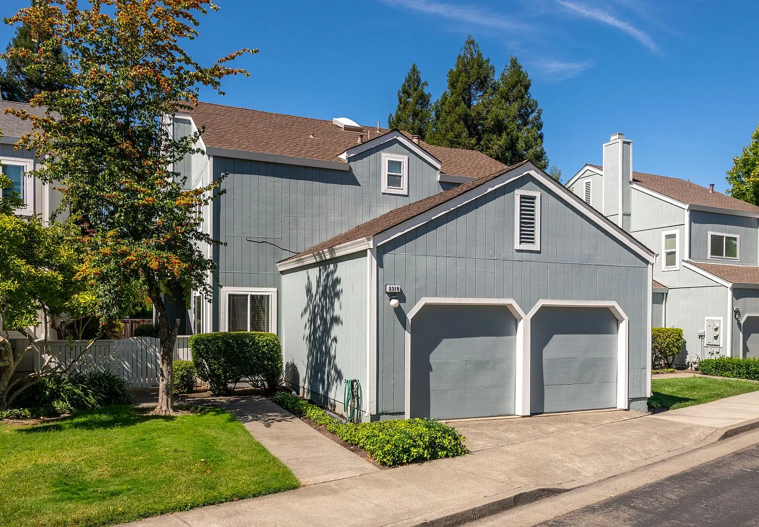 4 bed, 3.5 bath, 2439 sqft, $3,600 — Photo 1