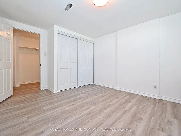 27 Marlena Dr — Photo 9