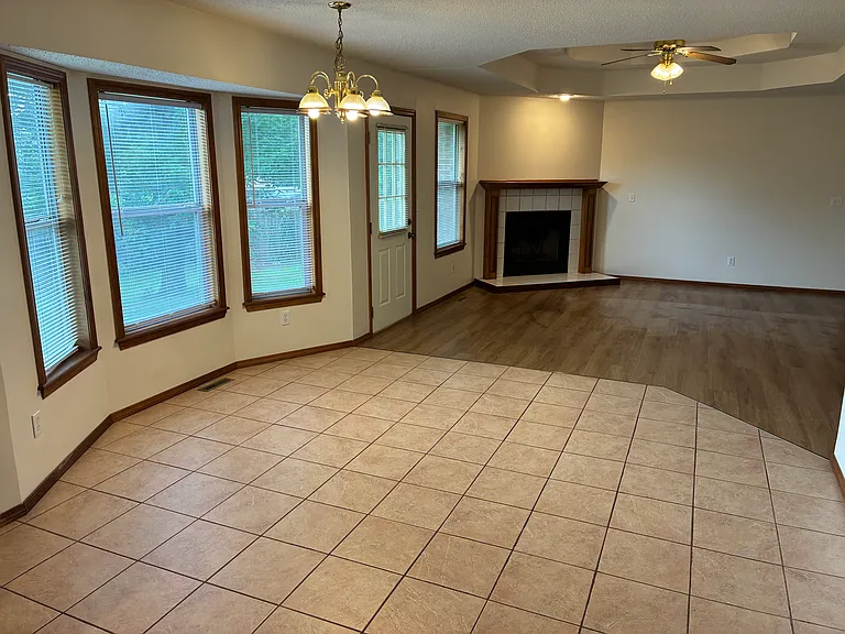 406 N Becky Cir — Photo 6