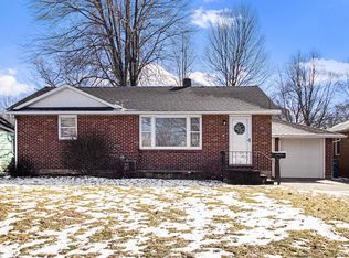604 E Prairie Ronde St, Dowagiac, MI 49047