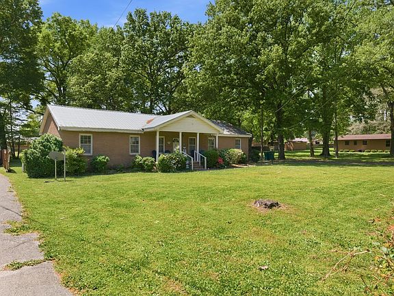 2nd image of 371 Myers Rd