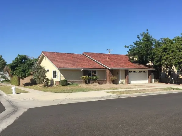 5313 W Lehnhardt Ave, Santa Ana, CA 92704