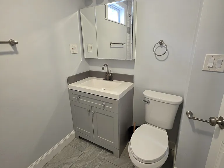 9 Hamilton Ave #2 — Photo 11