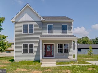 7547 Battle Grove Cir, Dundalk, MD 21222