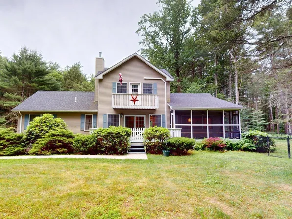 151 Mountain Springs Rd, Milford, PA 18337