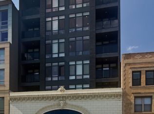 3226 N Clark St #3A, Chicago, IL 60657