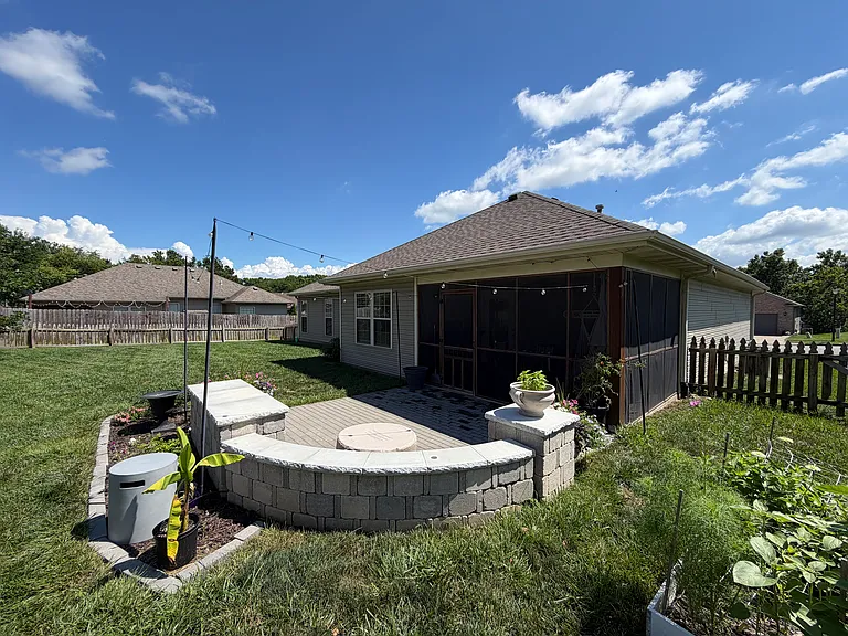 4807 Burbank Loop — Photo 19