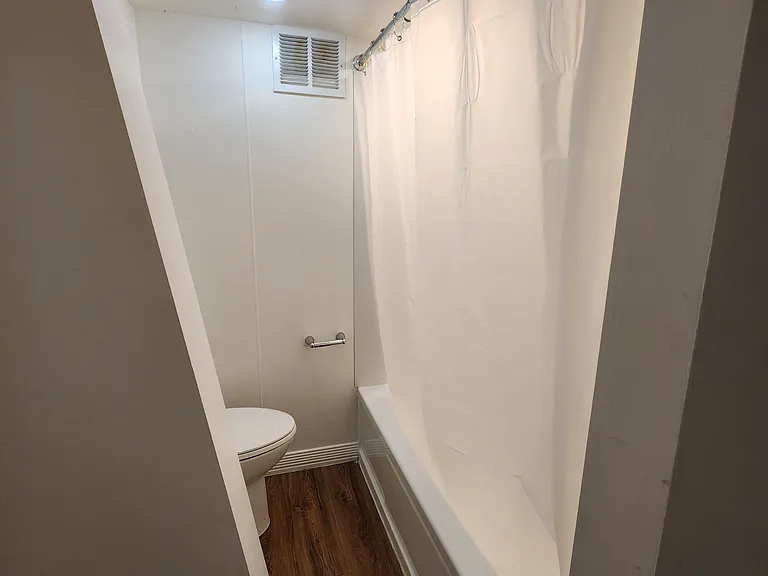 4701 S Pearl St #B — Photo 10