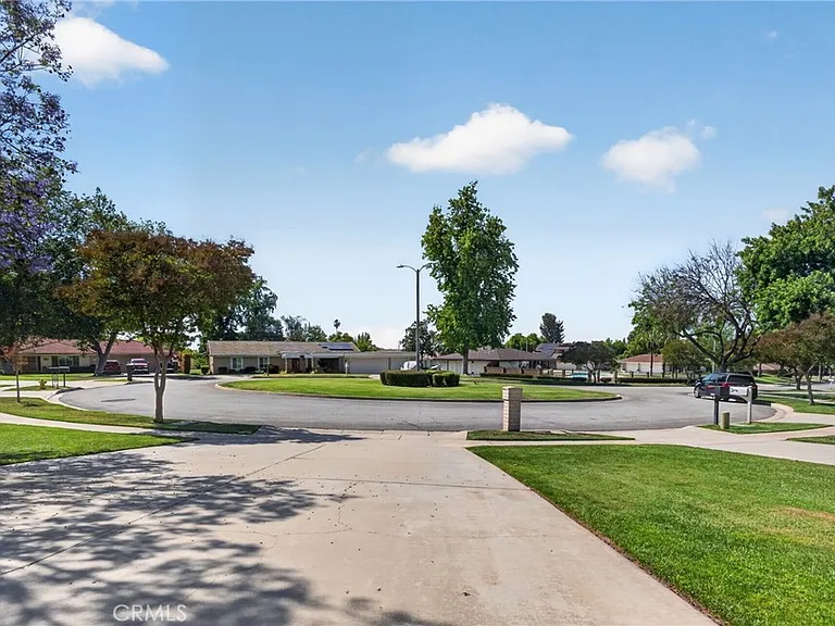 1555 Lynne Ct — Photo 5