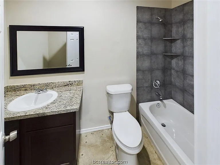 2910 Town Square Ave #2107 — Photo 9