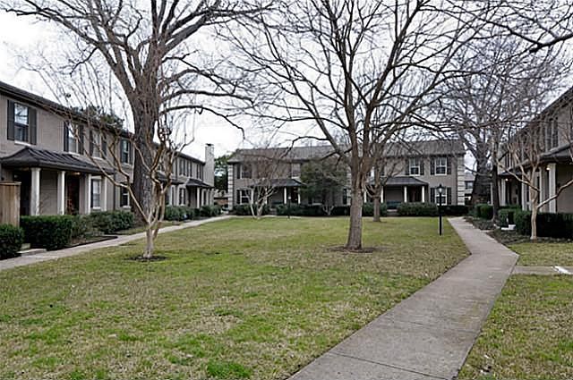 2nd image of 6433 Oriole Dr #6433