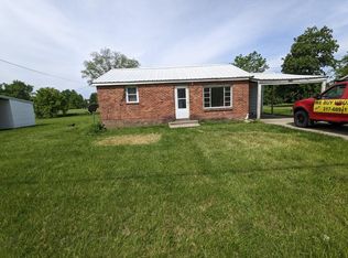 1015 S Pittenger Rd, Selma, IN 47383