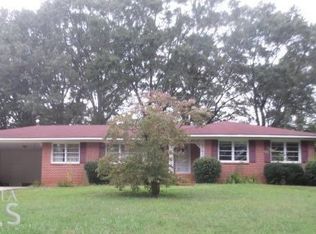1527 Oakview Dr, Griffin, GA 30223